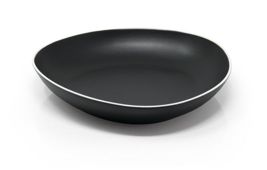 Matt black deep plate with white rim Ø25,5 h 4,5 cm